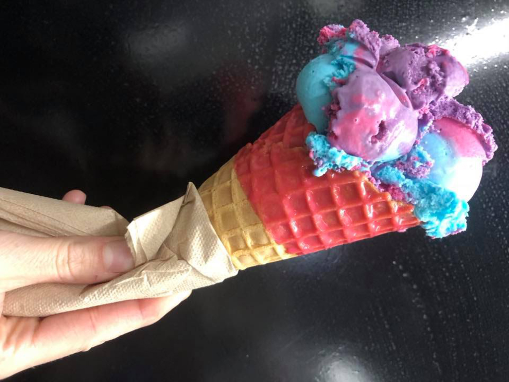 Scoops Dairy Bar