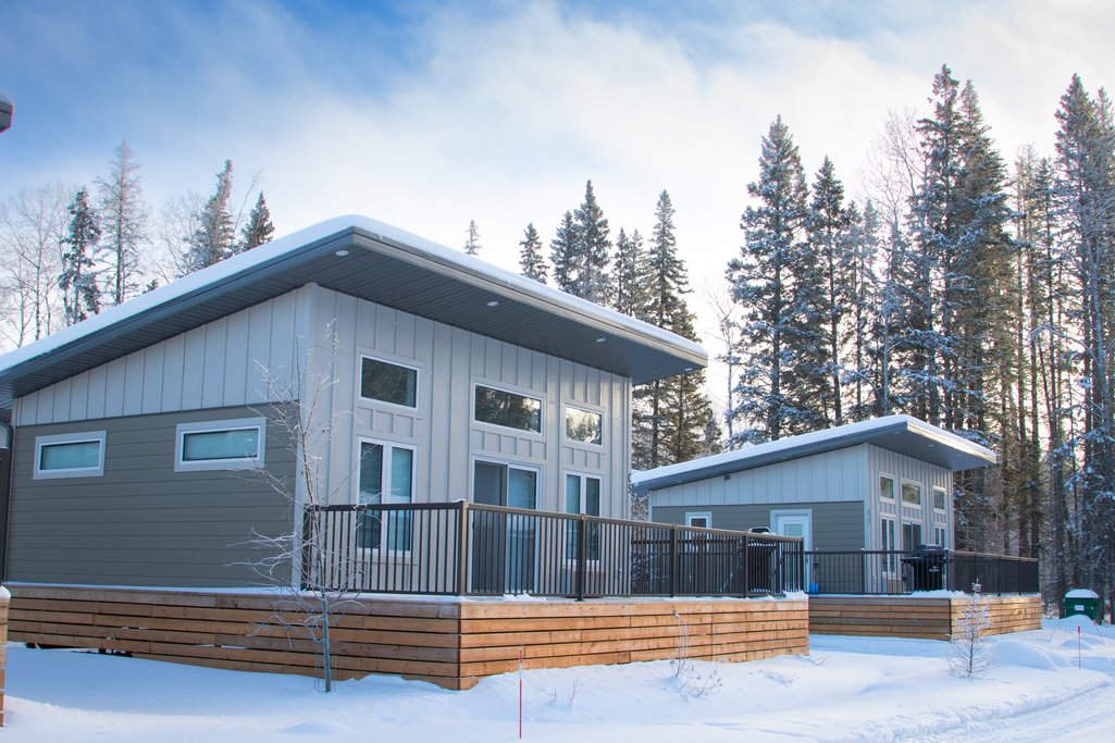 picture of small cabins at Kapasiwin Bungalows